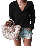 Estrella | Figursmickrande V-ringade T-shirts