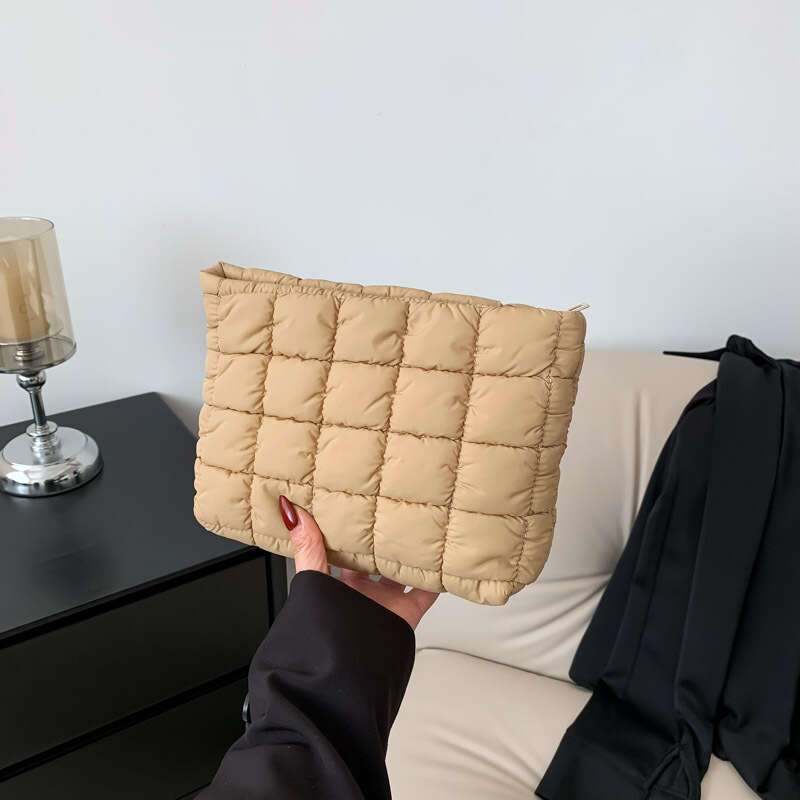 Sophie | Quilted kosmetik-make-up clutch med dragkedja