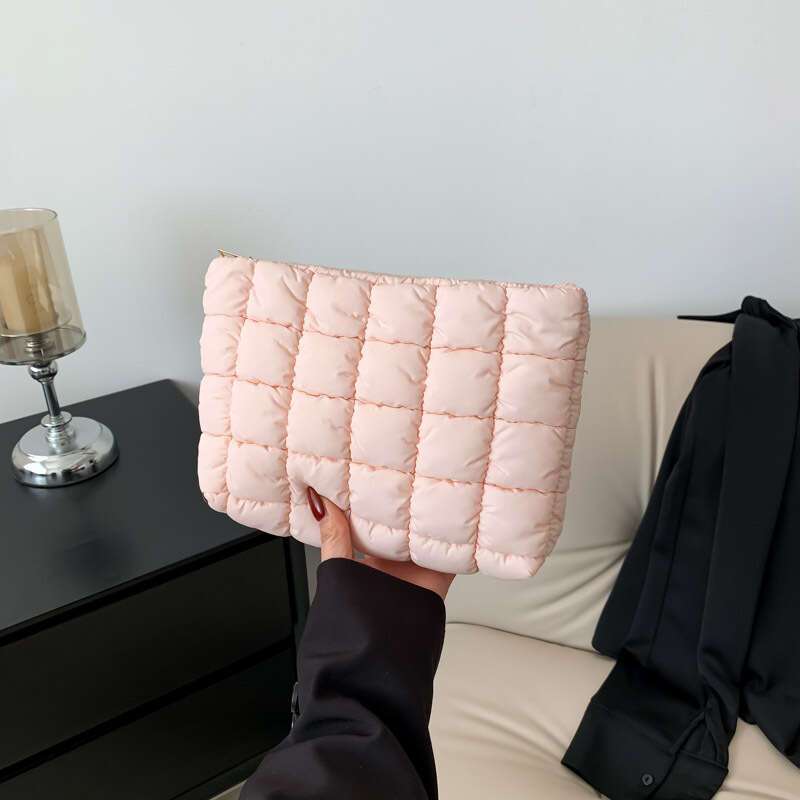 Sophie | Quilted kosmetik-make-up clutch med dragkedja
