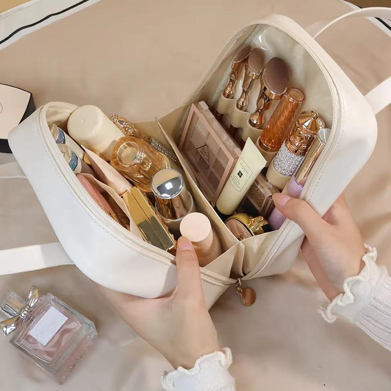 Angelique | Minimalistisk, funktionell och stilfull kosmetiker