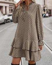 CHARICE | Elegant långärmad klänning