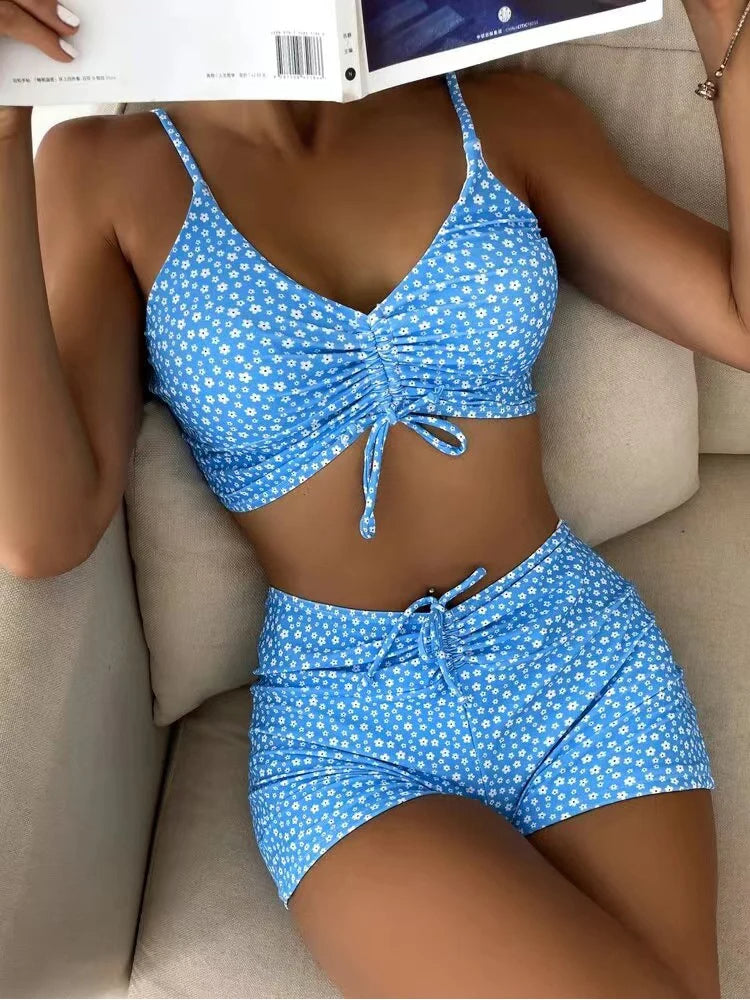 Flora | Blommig bikini – Ditt sommar-måste