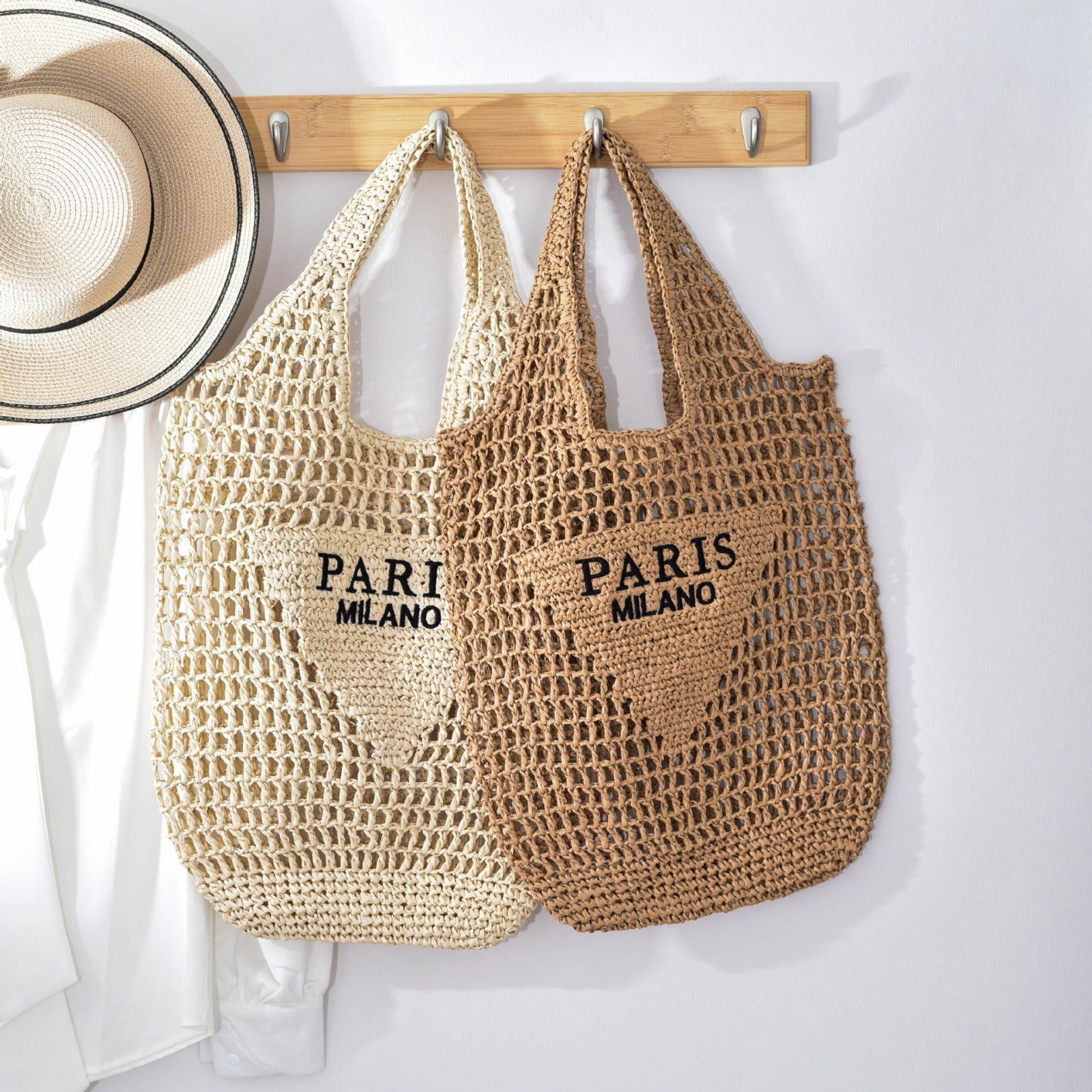Stilfull strandväska för damer, handgjord i halm i boho-stil