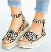 ANNA | Eleganta sandaler med klack