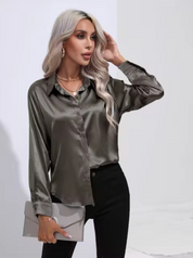 Clara | Elegant blus i satin med långa ärmar