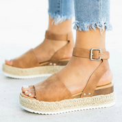 ANNA | Eleganta sandaler med klack