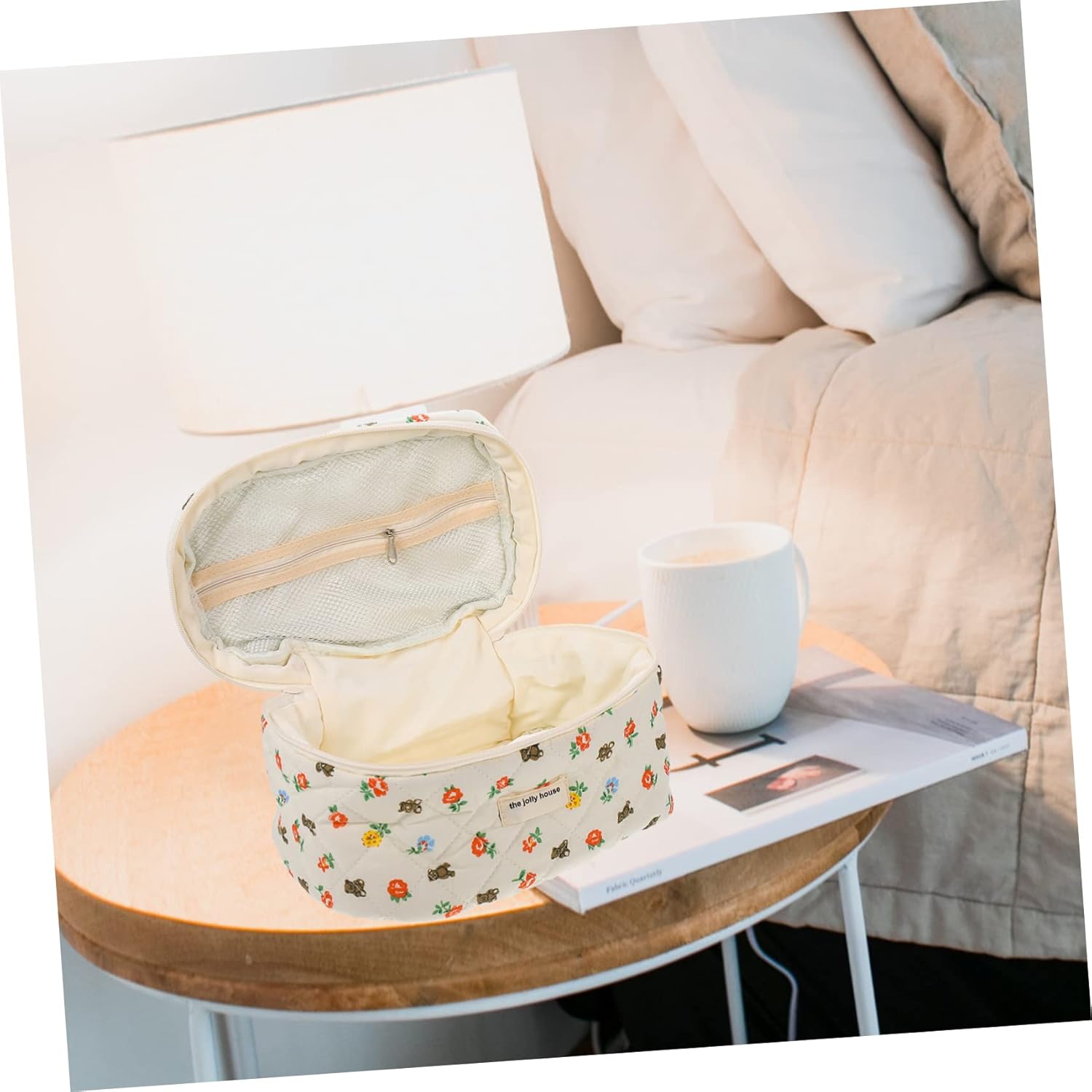 Aleyna | Florales design och praktisk skönhetsförvaringsväska