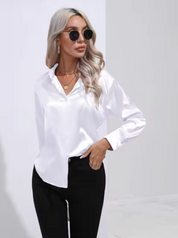 Clara | Elegant blus i satin med långa ärmar