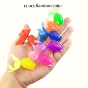 AquaFin | Schwimmende Gummifische als Badespielzeug-Set – 12er-Pack für Wasserspaß bei Kleinkindern 1