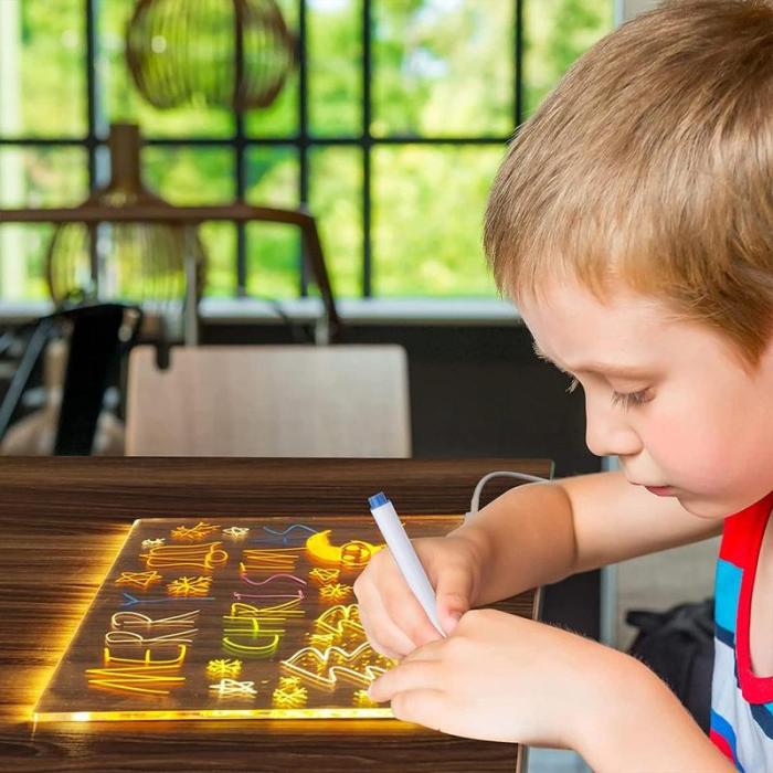 BrightScribe | LED-Memotafel mit 7-Farben-Marker für Zuhause und Büro 1