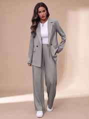 Clara | Damen Taillierter Zweireihiger Hosenanzug mit Weiter Hose, Burgundy 6