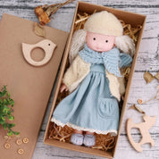 CuddlyCharm | Plüsch-Anziehpuppe mit Accessoires Geschenkset 12