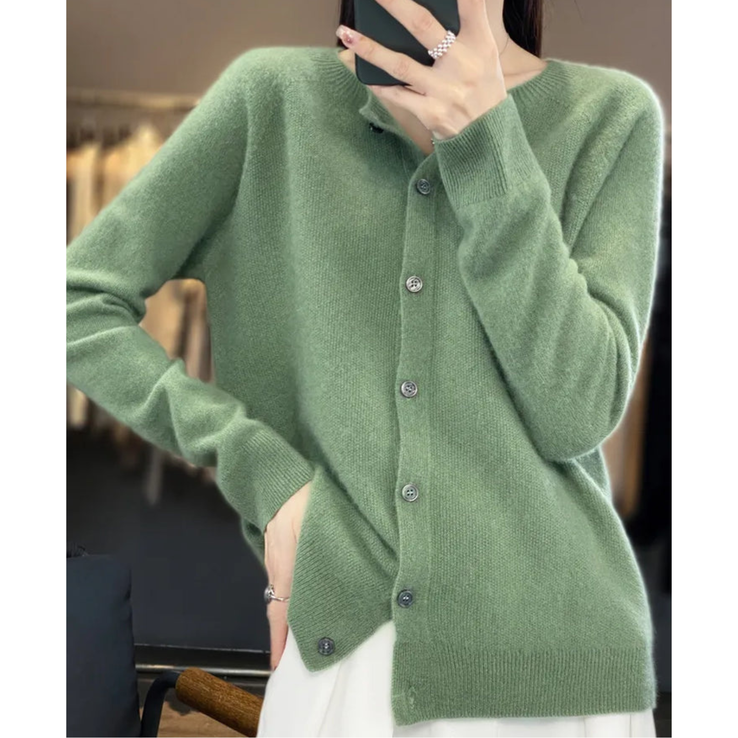 DANIELLE | Pure Merino Wolle Damen O-Hals Cardigan 6