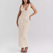 Damen Midikleid aus Spitze mit breiten Trägern für elegante Anlässe 3