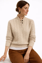 Damen Rollkragenpullover mit Kabelstrick und Knopfleiste für Herbst und Winter 3