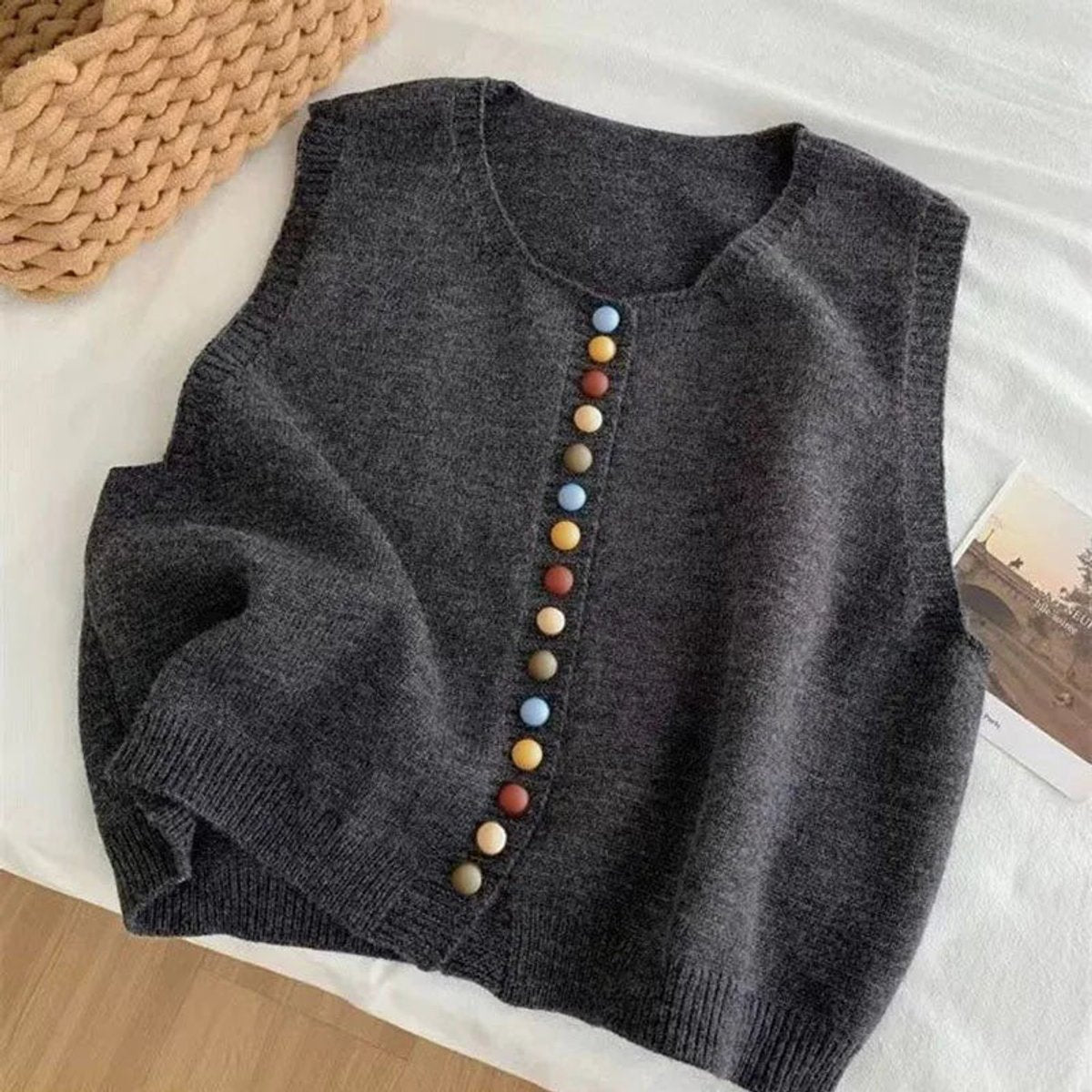 Damen Strickweste Ärmellos mit Bunter Knopfleiste Vielseitige Layering Weste 4