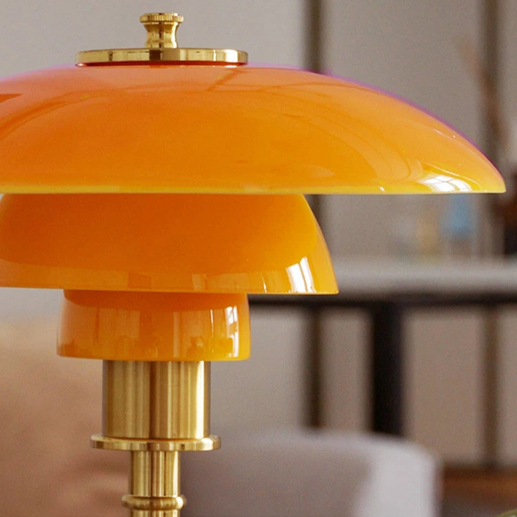 Dänische Designer-LED-Tischleuchte 8