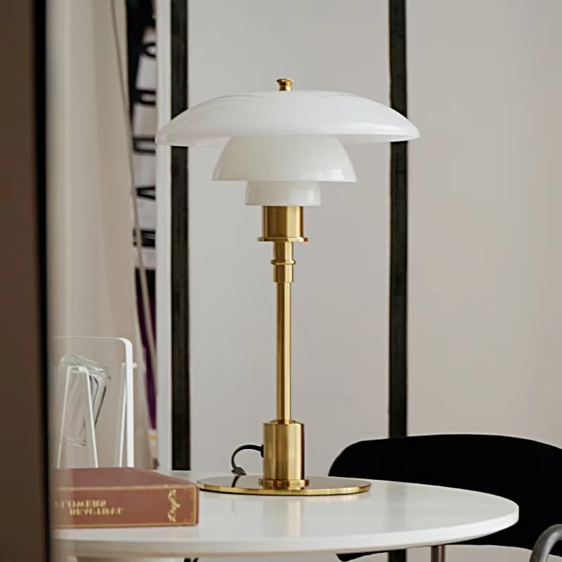 Dänische Designer-LED-Tischleuchte 9