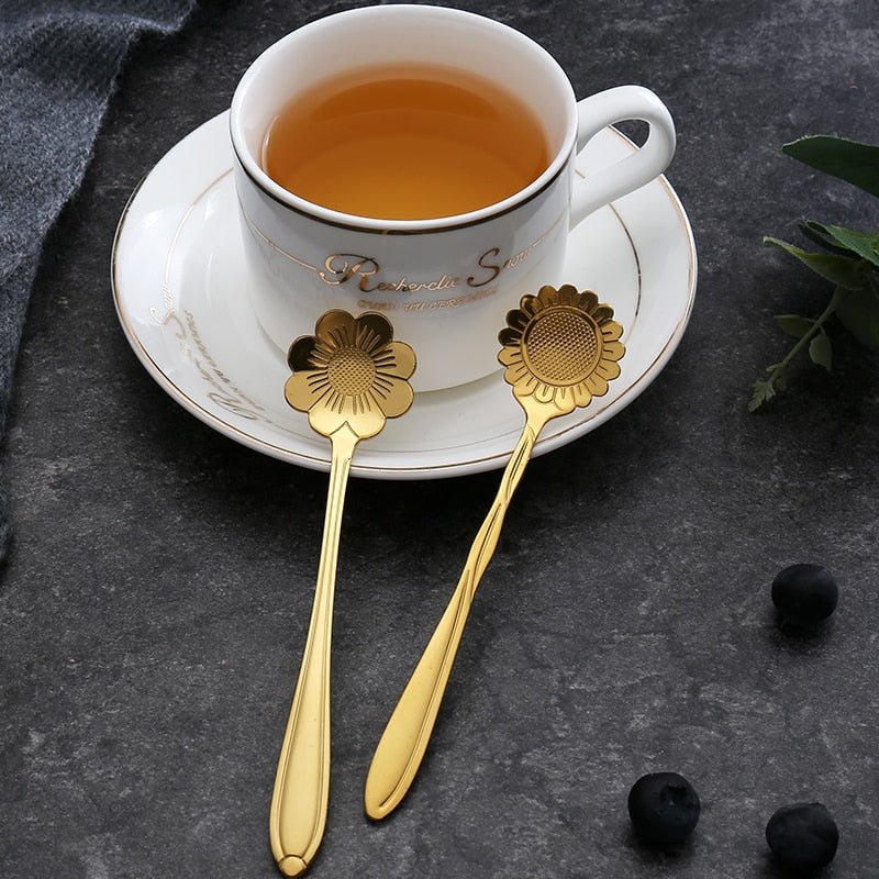 Edelstahl Teelöffel Set 8-teilig Mit Floralem Griffdesign, Rostfrei & Spülmaschinenfest 3