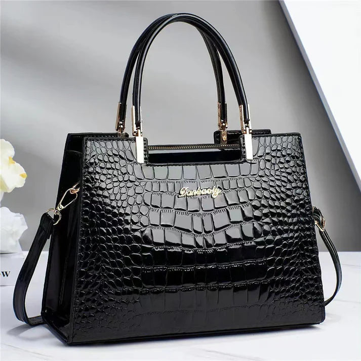 Elegante Damenhandtasche aus echtem Leder mit stilvollem Hochglanzfinish 5