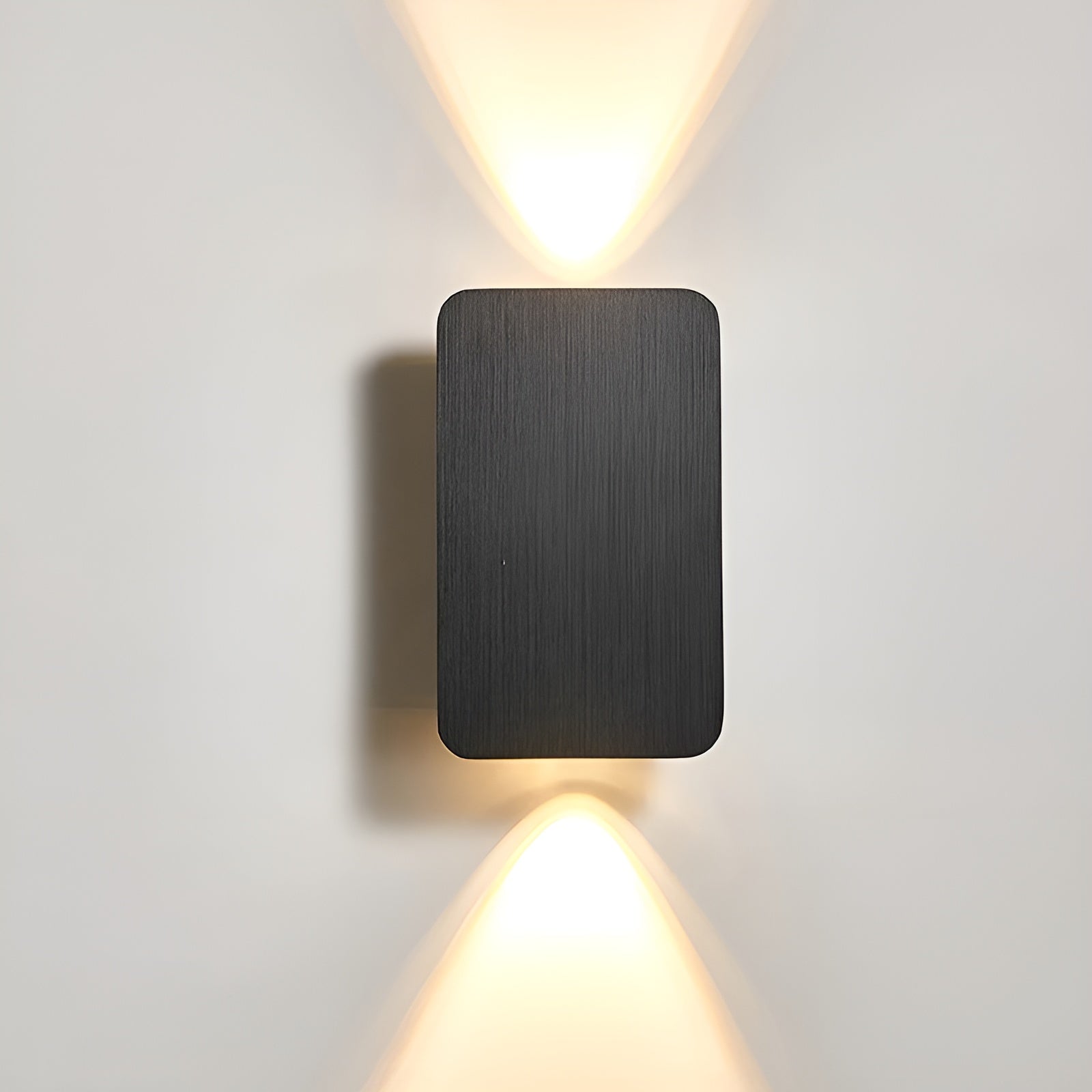 Elegante LED-Wandleuchte im minimalistischen Design für Ihr Zuhause 0