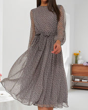 Elegantes Damenkleid mit A-Linie und langen Ärmeln für den Alltag 2