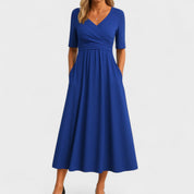 Elegantes Midikleid für Frauen - V-Ausschnitt, Ellbogenlange Ärmel, Praktische Taschen 2