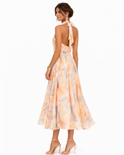 Elegantes Neckholder-Maxikleid im Aquarellmuster für den Sommer | Lange Kleider für Damen | Sommermaxikleider 3