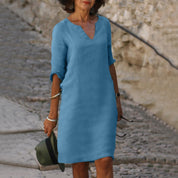 Elegantes V-Ausschnitt-Kleid für Frauen – Vielseitig und schmeichelhaft 12