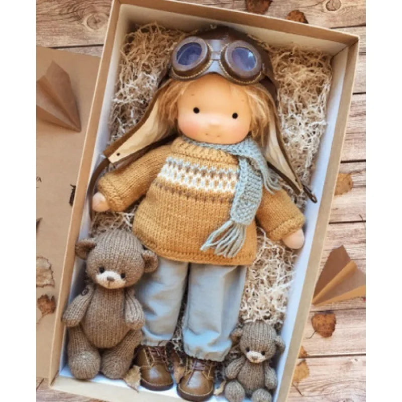Elise | Handgefertigte Waldorf-Plüschpuppe – Weiches Baumwollspielzeug mit Stoffbox | Süß & Kuschelig | Für Kindergeburtstage & täglichen Spielspaß 22