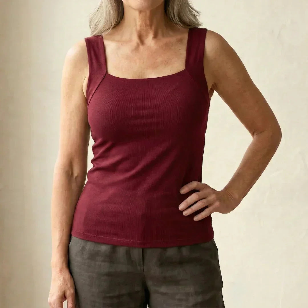 Giulia | Atmungsaktives Tanktop mit integriertem BH für Damen 9