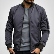 Herren Klassische Bomberjacke Übergangsjacke mit Rippbündchen und schlankem Schnitt 7
