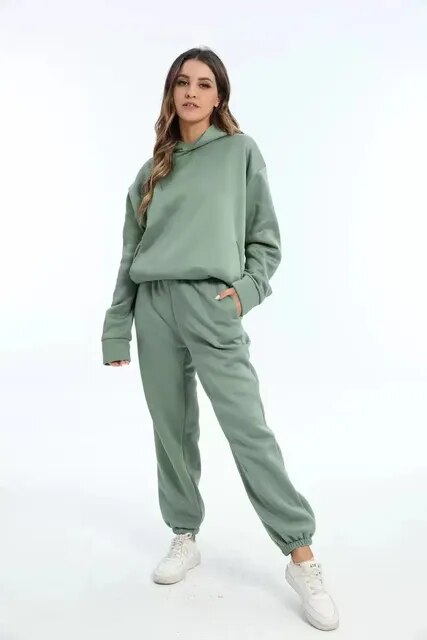 Clara | Mysigt dam-sweatset med huva och joggingbyxor