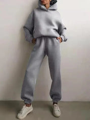 Clara | Mysigt dam-sweatset med huva och joggingbyxor