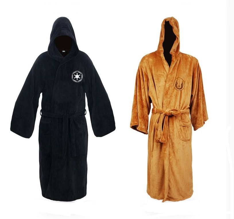Langer Flanellbademantel für Herren mit Kapuze und Gürtel 2