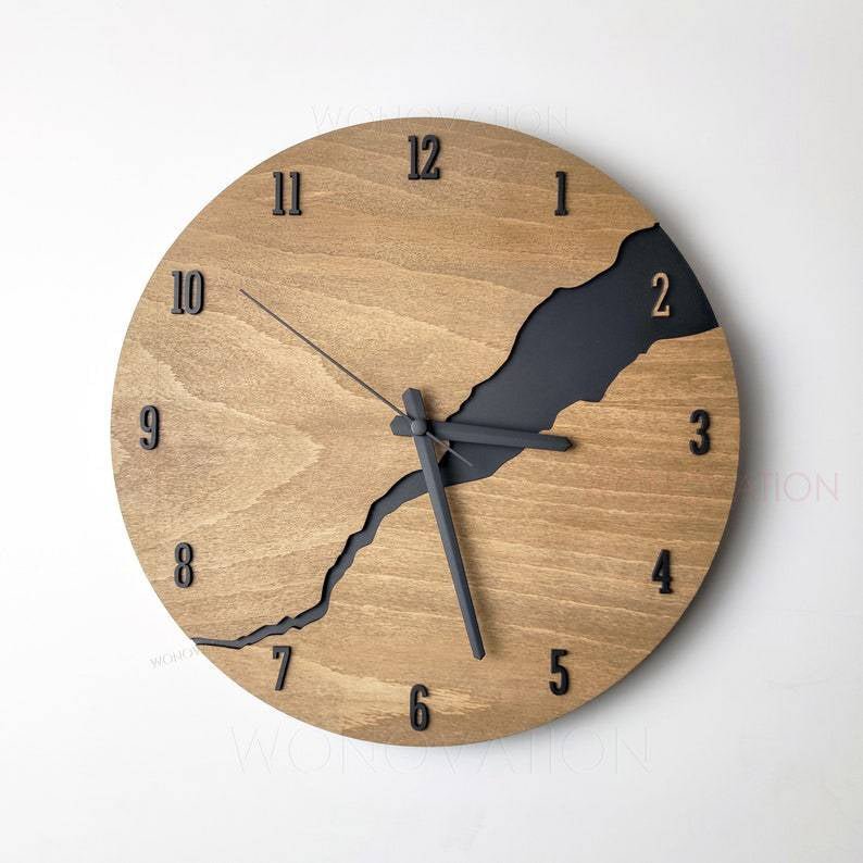 Luxuriöse Wanduhr aus Holz – Nuvoro 0