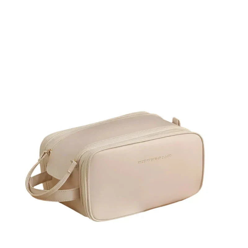 Sienna | Elegant och rymligt rese-kosmetikaccessoar