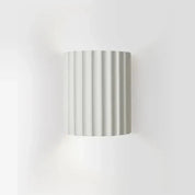 Moderne Wandleuchten aus Kunstharz - GlowStone 5