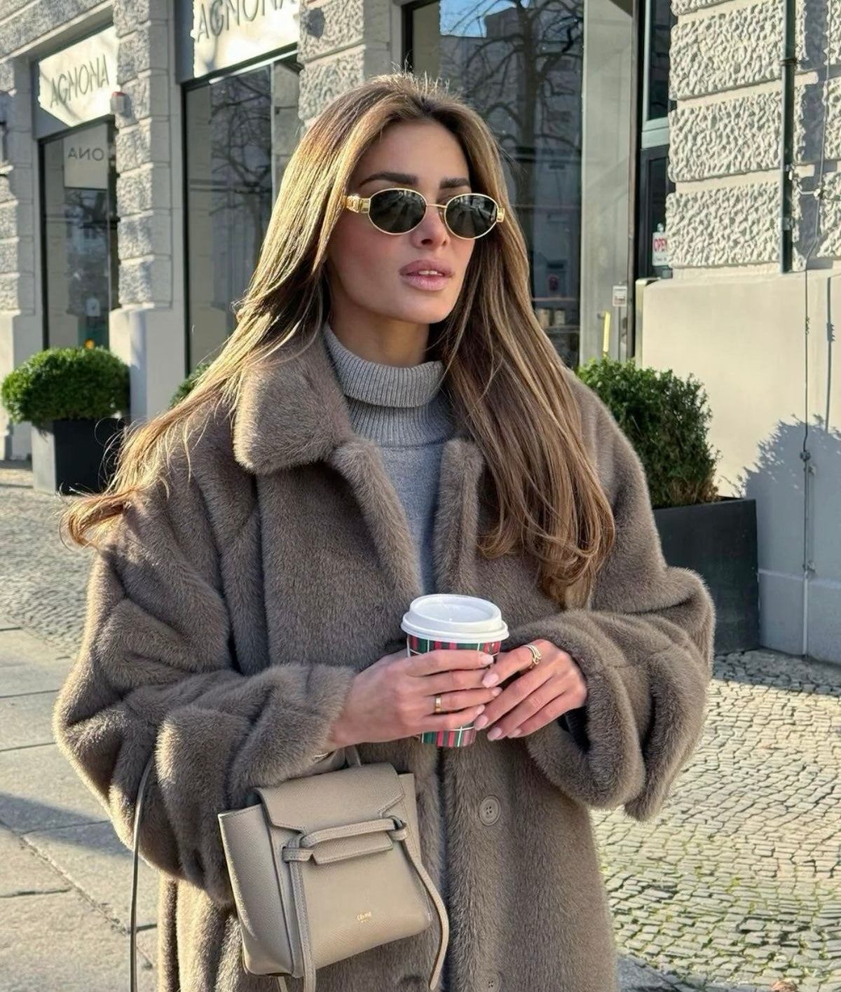 Modische goldene Sonnenbrille für Damen im Retro-Stil 5