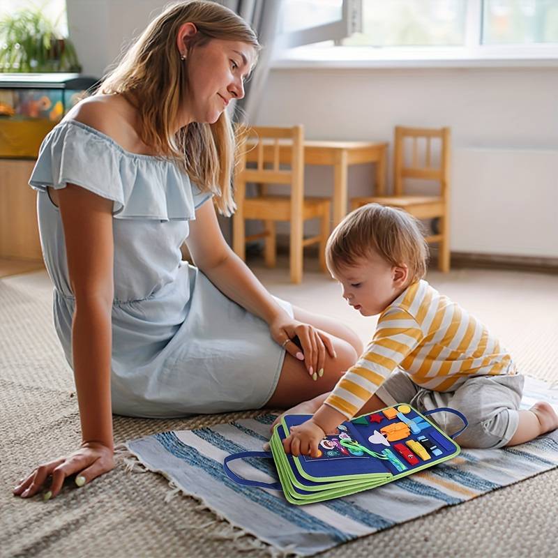 Montessori-Aktivitätsbuch für Kleinkinder von 2-5 Jahren – Interaktives Lernbuch mit Reißverschlüssen, Knöpfen, Schnüren und Übungen zur Feinmotorik 1