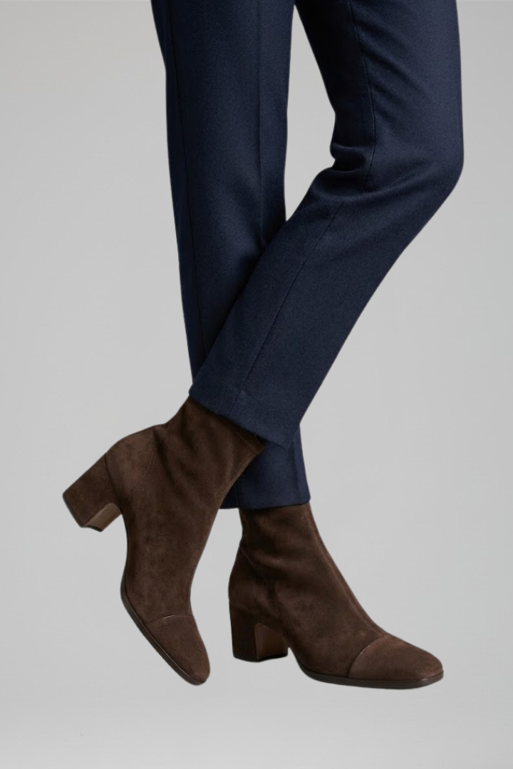 Orthopädische Damenstiefel mit Blockabsatz und ergonomischer Fußstütze für ganztägigen Komfort 3