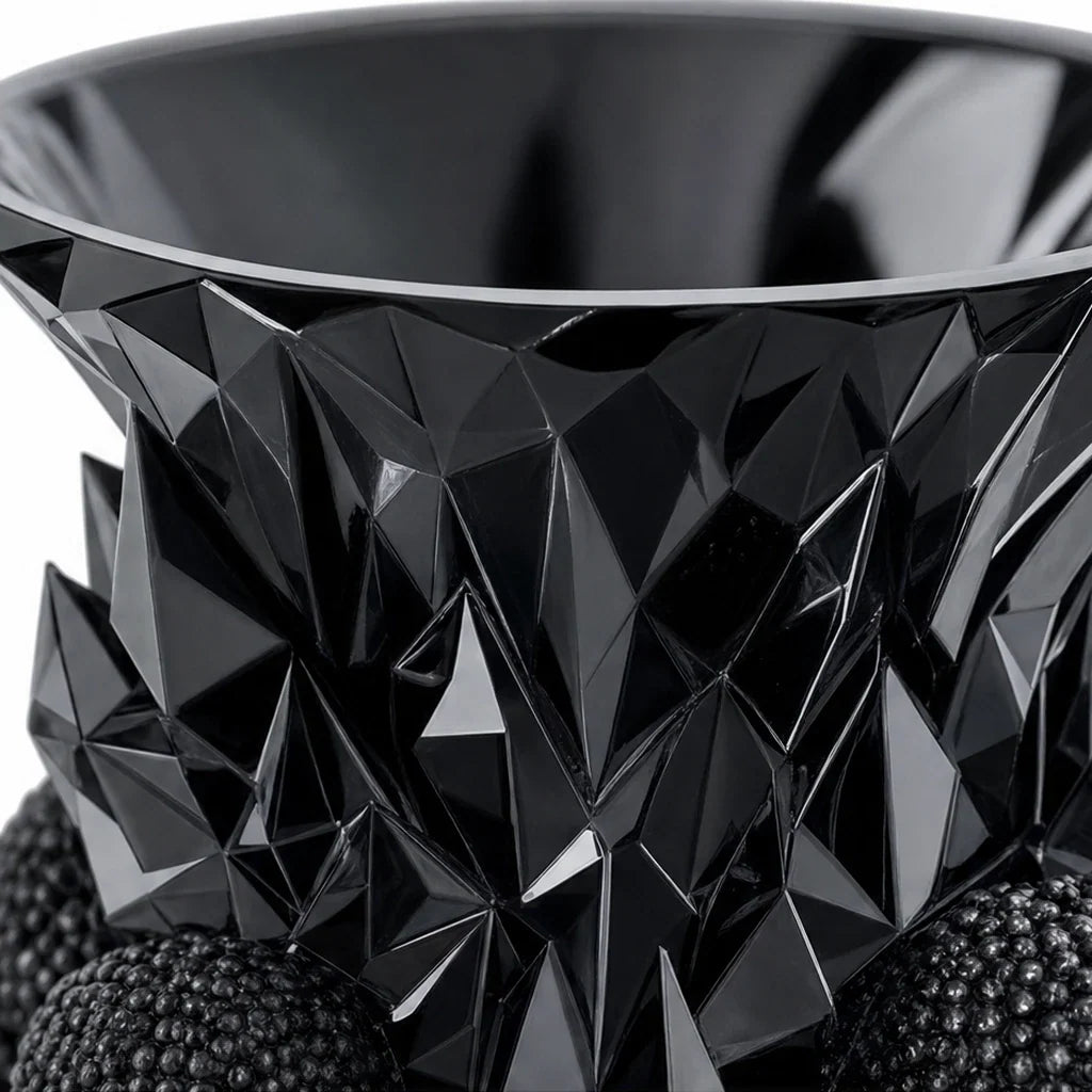 Ravenora – Sculpted Raven And Skull Decorative Vase 8