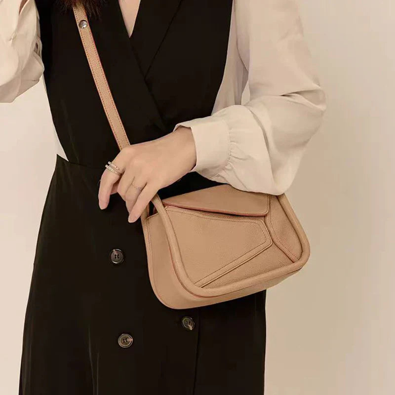 Amara | Geometrisk PU-läder crossbody-slingväska