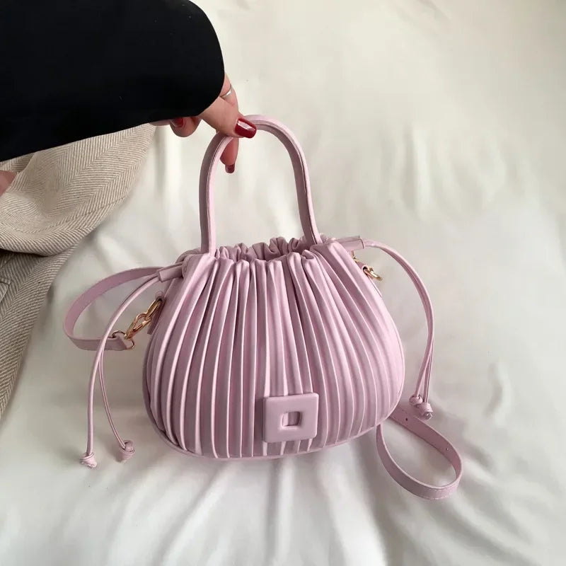 SIENNA | Lyxig stil bucketväska