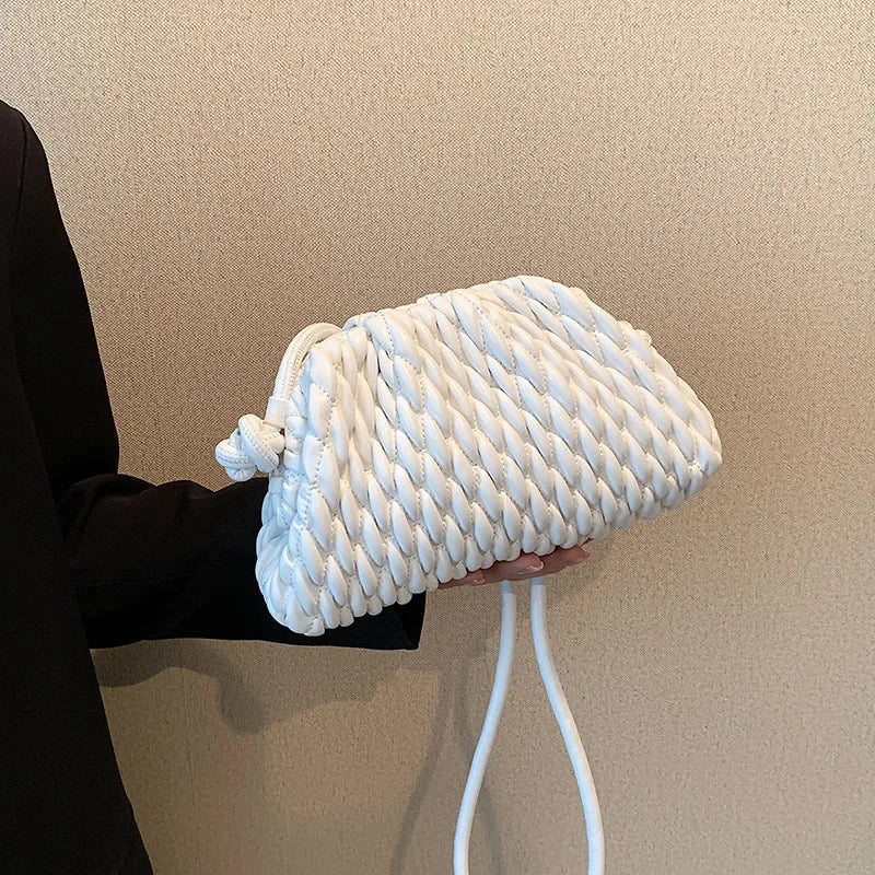 Chloe | Stilren enfärgad mini läder crossbody axelväska