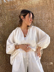 Zara | Elegant V-ringad t-shirt och shorts med volanger set