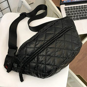 Ethan | Avslappnad quiltad crossbody-bröst- och höftväska