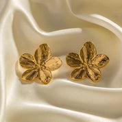Jemilia | Eleganta vintage-blomörhängen i metall i guld