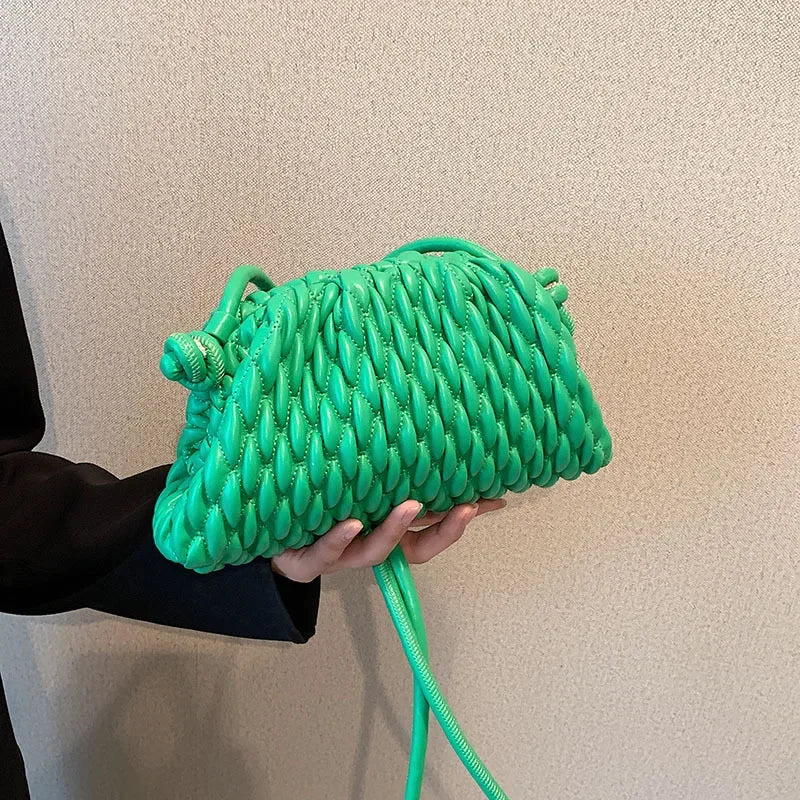 Chloe | Stilren enfärgad mini läder crossbody axelväska