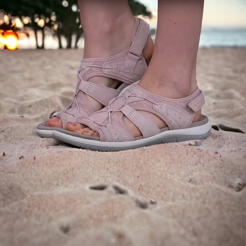 Faye | Modiska All-Terrain Sandaler - Mode Möter Funktion